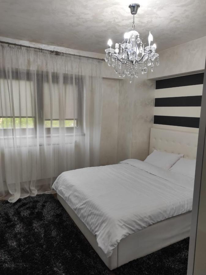 Apartament Lux Ultracentral Craiova Exteriör bild