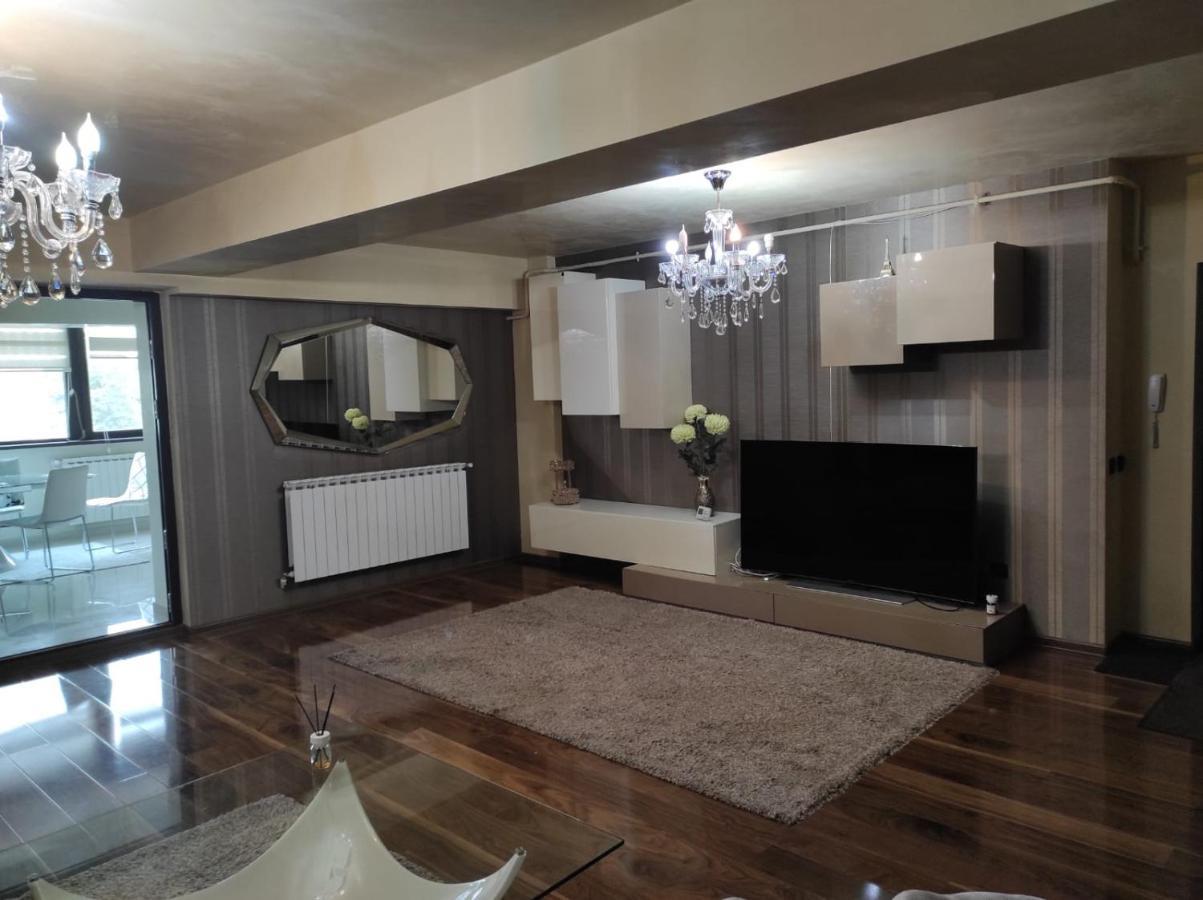 Apartament Lux Ultracentral Craiova Exteriör bild
